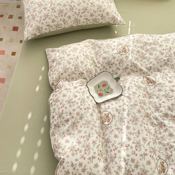 91家纺网 家纺一手货源 找家纺 宜家坊 2025新款全棉13070单床单床笠纯棉单品枕套床笠床单（有预缩尺寸 售后无忧 免费提供买家秀） 碎花小熊