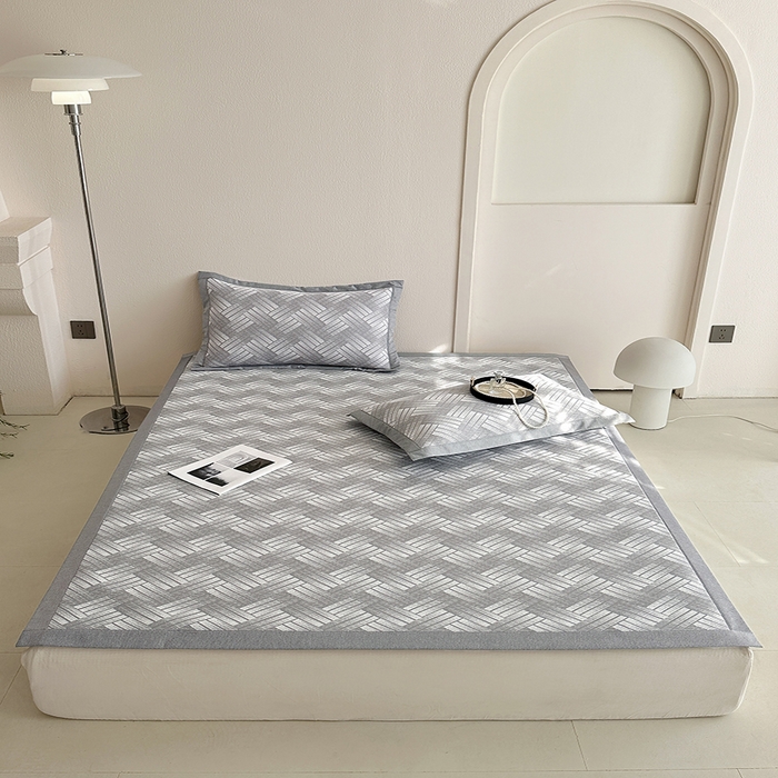 91家纺网 家纺一手货源 找家纺 网客家纺 2025新款高分子PE（聚乙烯）提花凉感软席 几何梦镜