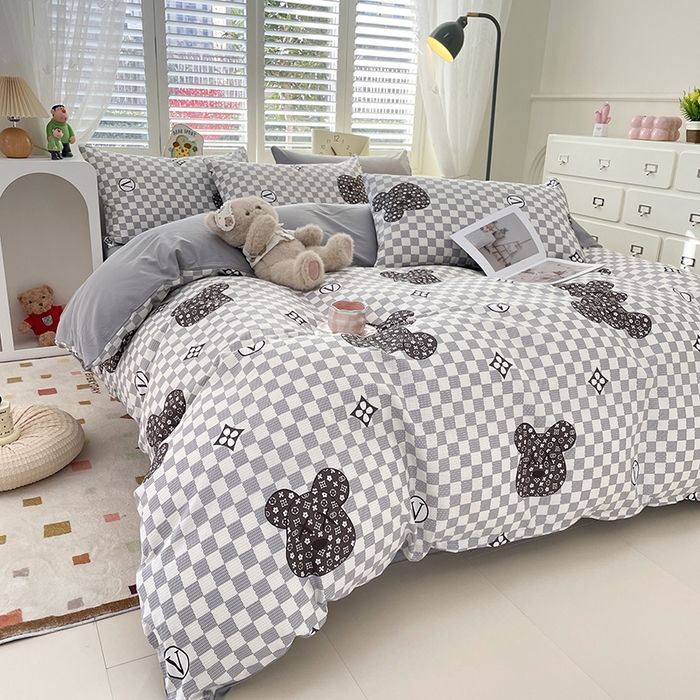 91家纺网 家纺一手货源 找家纺 宜家坊 2025热款全棉四件套学生床三件套单品床单床笠单被套印花小清新卡通碎花纯棉三四件套 巴比熊