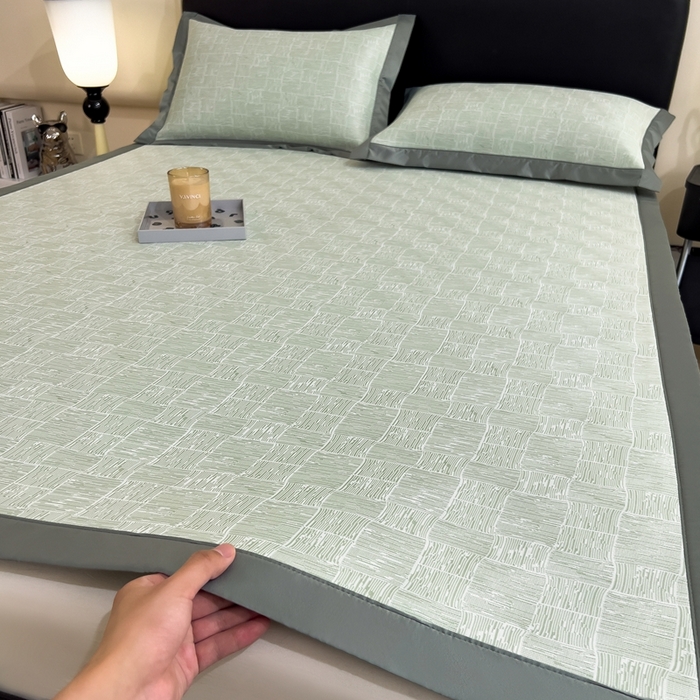 91家纺网 家纺一手货源 找家纺 卡初家居（原微来）2025新款超柔凉感冰丝凉席 清新绿-床席