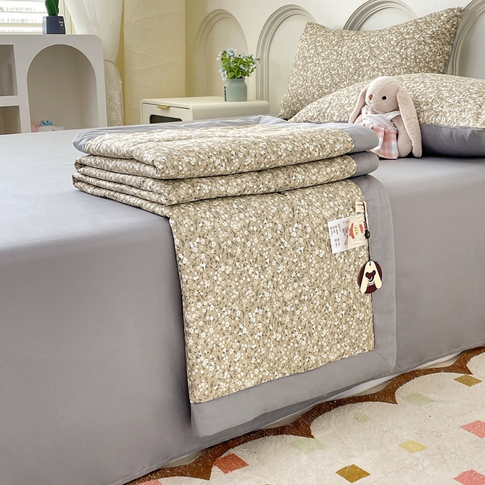 91家纺网 家纺一手货源 找家纺 丫丫家纺2025全棉夏被碎花卡通小清新简约纯棉夏凉被夏被四件套三件套风格三 柳兰霞草