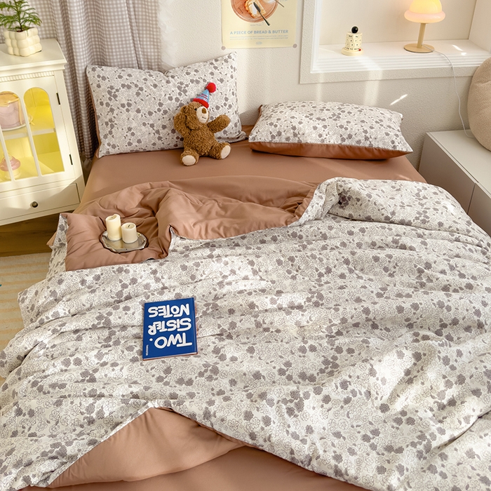 91家纺网 家纺一手货源 找家纺 弗苓家纺 2025 A类有氧针织双层纱夏被四件套直播爆款 摩卡