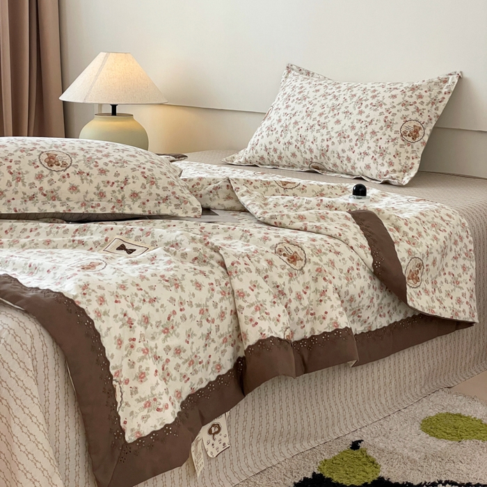 91家纺网 家纺一手货源 找家纺 帕拉美拉 2025新款全棉法式风玉米夏被春秋被玉米被三件套四件套 清茶小熊（米）