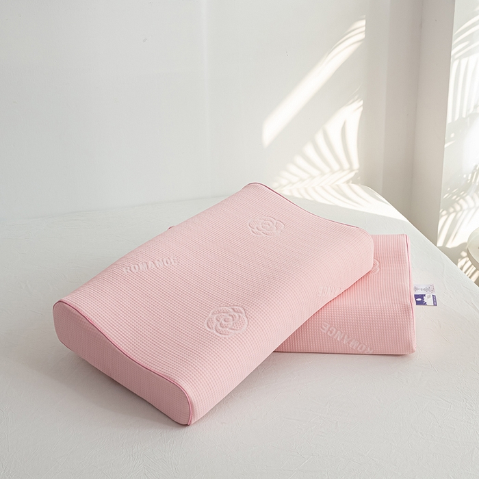 91家纺网 家纺一手货源 找家纺 萌番宝 2025山茶花冰丝凉感凉感丝乳胶枕夏季冰凉感 山茶花粉色