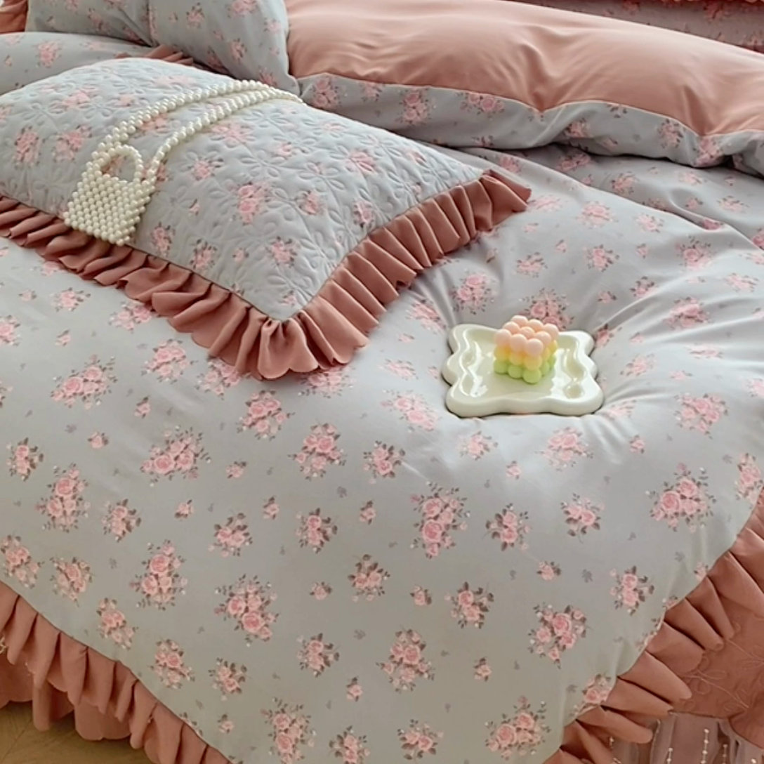 91家纺网 家纺一手货源 找家纺 提花大世界 2025直播热款A类针织棉双层纱夹棉床盖床裙花边单件三件四件套 花香丽影