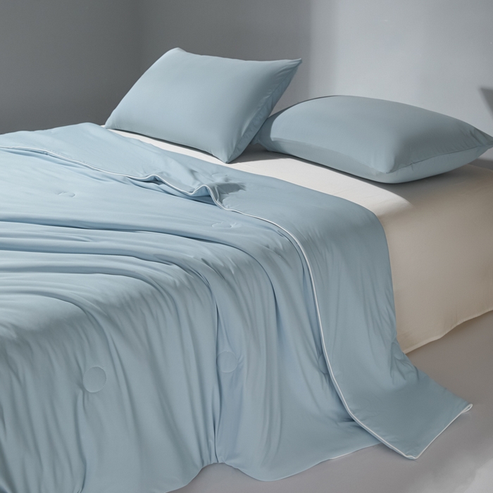 91家纺网 家纺一手货源 找家纺 梦恬佳 2025新款高克重140g凉感丝冰丝仿锦氨夏凉被被子被芯 旷野-星空蓝