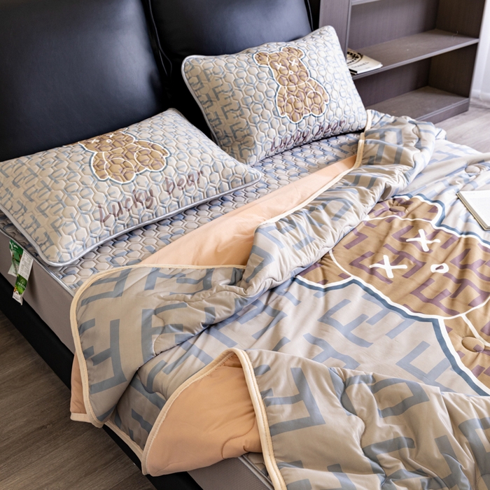 91家纺网 家纺一手货源 找家纺 摩卡（乐趣） 2025新款春夏新款夏凉被 冰激凌大豆夏被 咔芬