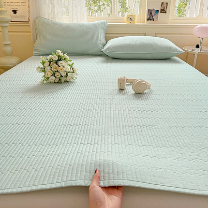 91家纺网 家纺一手货源 找家纺 漫时光 2025新款亲肤舒适纯色素色垫子空调软席 露草