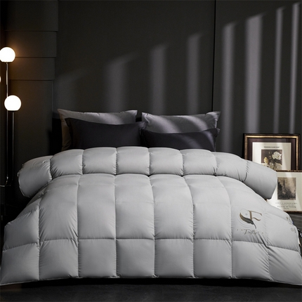 91家纺网 家纺一手货源 找家纺 （总）织梦人羽绒工厂店 2024新款新国标50绒糯棉空气提花羽绒被