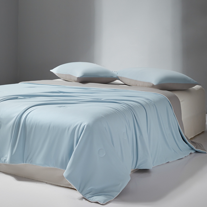 91家纺网 家纺一手货源 找家纺 梦恬佳 2025新款高克重140g凉感丝冰丝仿锦氨夏凉被被子被芯 旷野-蓝拼灰