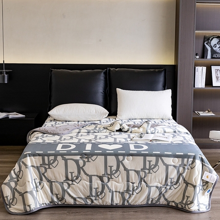 91家纺网 家纺一手货源 找家纺 摩卡（乐趣） 2025新款春夏新款夏凉被 冰激凌大豆夏被 真我