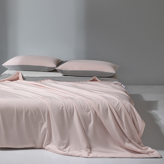 91家纺网 家纺一手货源 找家纺 （总）梦恬佳 2025新款高克重140g凉感丝冰丝仿锦氨夏凉被被子被芯