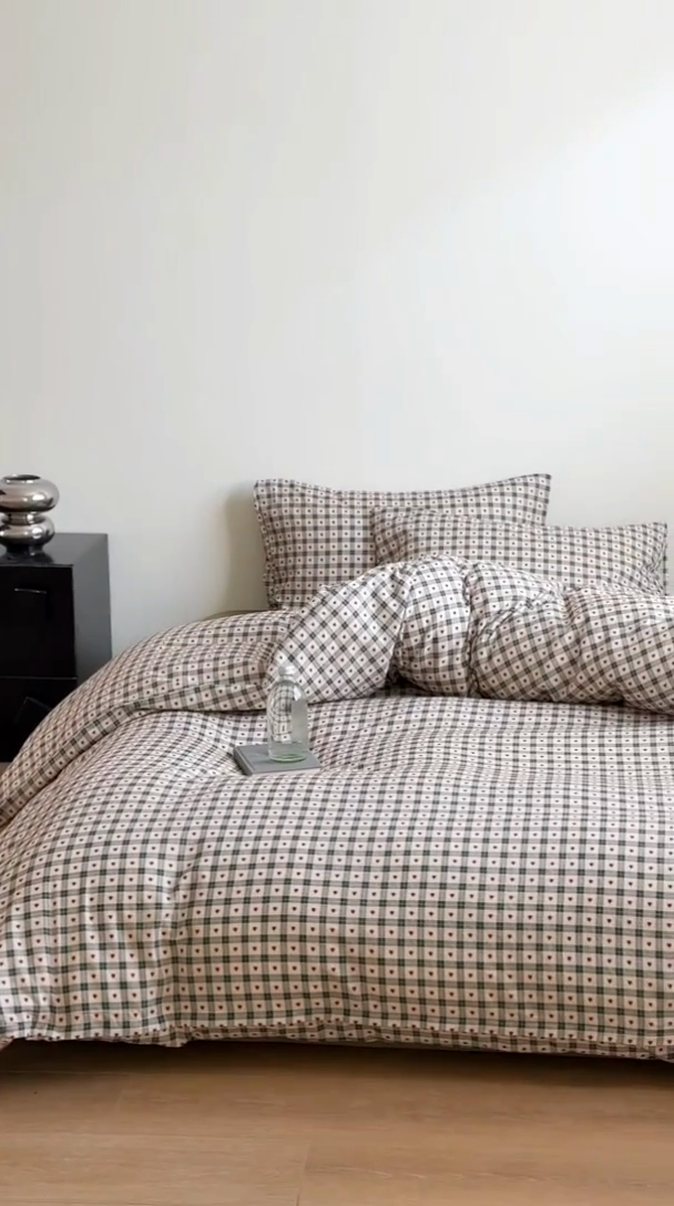 91家纺网 家纺一手货源 找家纺 窝米 2025新品简约时尚双层纱系列四件套 秘境绿