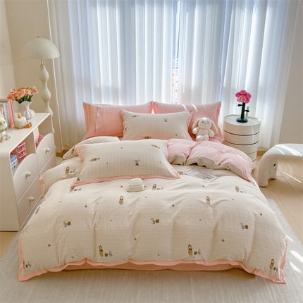 91家纺网 家纺一手货源 找家纺 （总）五月家纺 2025新款四层纱印花四件套