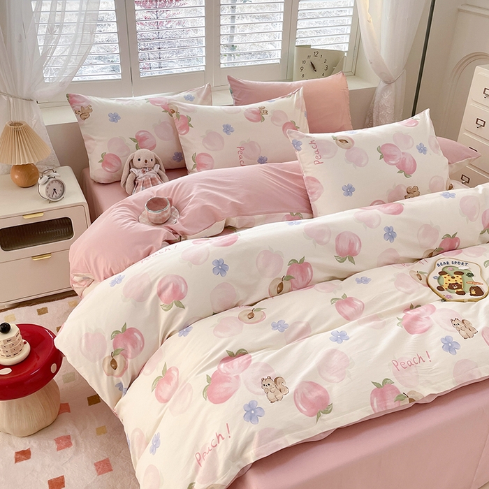 91家纺网 家纺一手货源 找家纺 宜家坊 2025全棉13070单被套印花小清新卡通碎花纯棉单品被套枕套（有预缩售后无忧 免费提供买家秀） 蜜桃松鼠