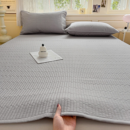 91家纺网 家纺一手货源 找家纺 漫时光 2025新款亲肤舒适纯色素色垫子空调软席 露草