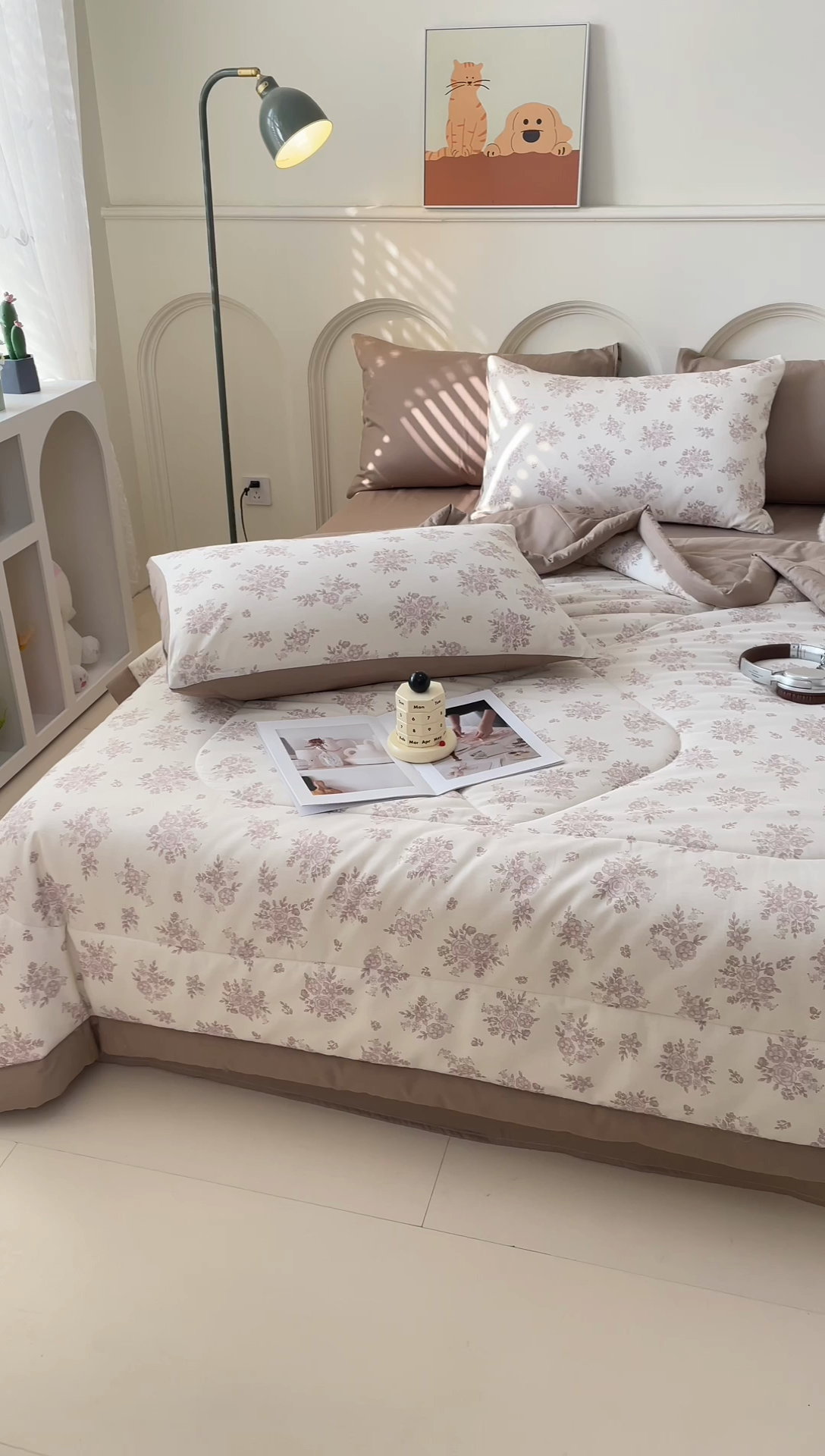 91家纺网 家纺一手货源 找家纺 丫丫2025全棉夏被碎花卡通小清新简约纯棉夏凉被夏被四件套三件套风格三 合金欢