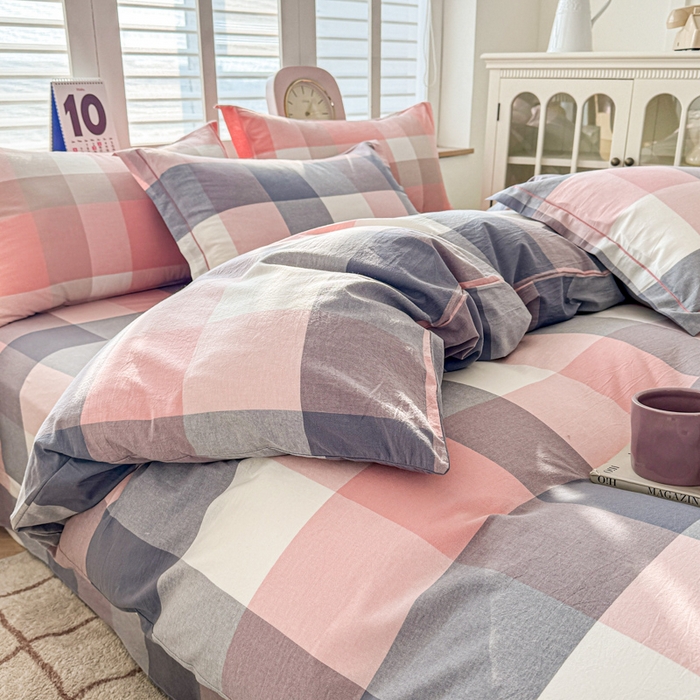 91家纺网 家纺一手货源 找家纺 喜四方 2025新款全棉色织水洗棉四件套 曲奇大格粉