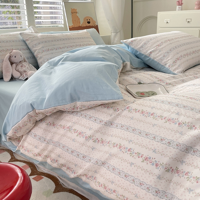 91家纺网 家纺一手货源 找家纺 宜家坊 2025热款全棉四件套学生床三件套单品床单床笠单被套印花小清新卡通碎花纯棉三四件套 水苏花条纹