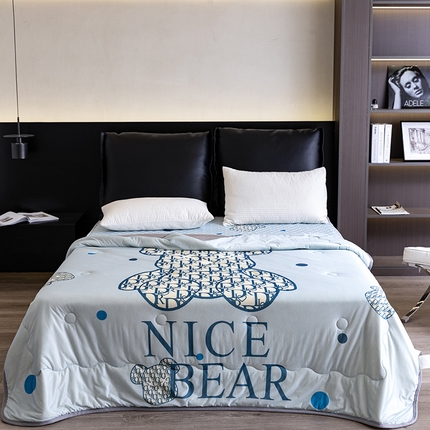 91家纺网 家纺一手货源 找家纺 摩卡（乐趣） 2025新款春夏新款夏凉被 冰激凌大豆夏被 萌迪