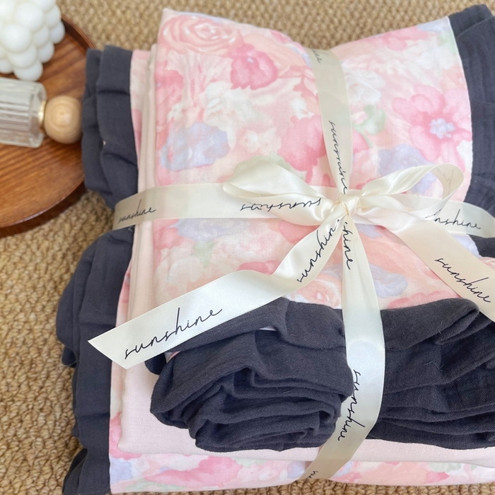 91家纺网 家纺一手货源 找家纺 荣轩 2024新款全棉印花双层纱四件套 皱皱纱花边款 颜花朝