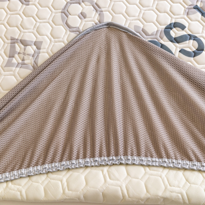 91家纺网 家纺一手货源 找家纺 摩卡（乐趣） 2025新款春夏新款夏凉被 冰激凌大豆夏被 熊仔白