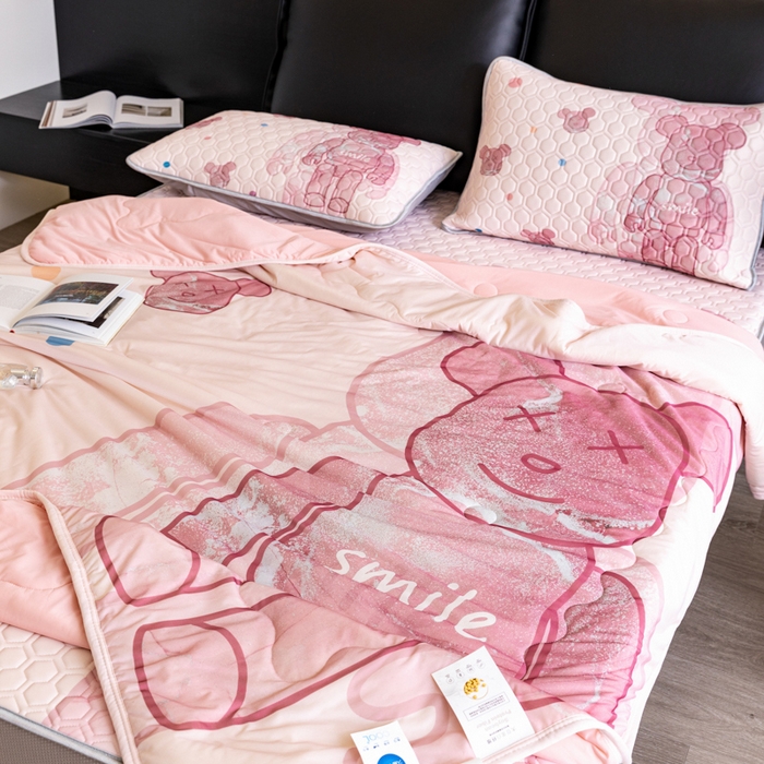 91家纺网 家纺一手货源 找家纺 摩卡（乐趣） 2025新款春夏新款夏凉被 冰激凌大豆夏被 流沙