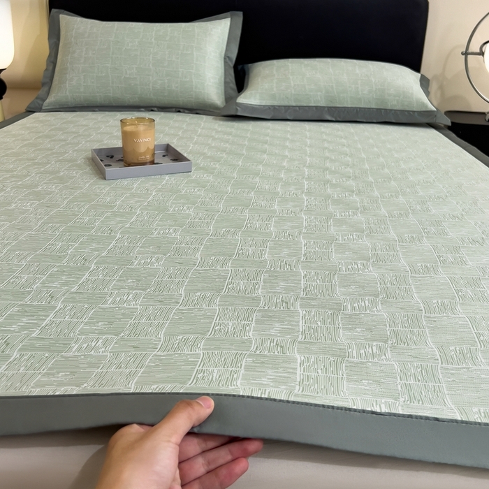 91家纺网 家纺一手货源 找家纺 卡初家居（原微来）2025新款超柔凉感冰丝凉席 清新绿-床席