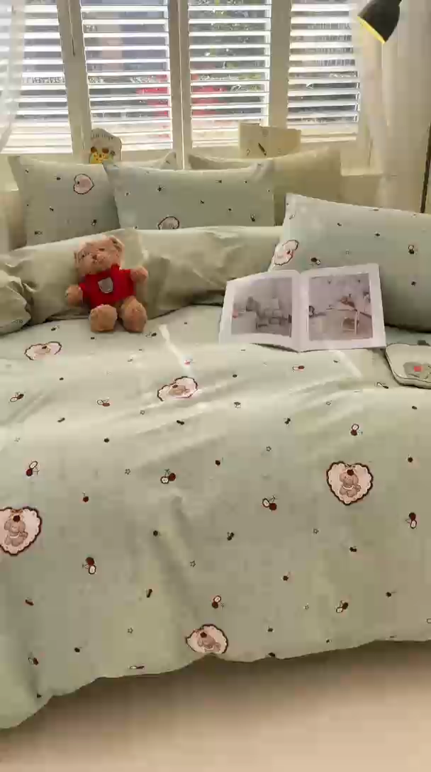 91家纺网 家纺一手货源 找家纺 宜家坊 2025热款全棉四件套学生床三件套单品床单床笠单被套印花小清新卡通碎花纯棉三四件套 小可爱樱桃