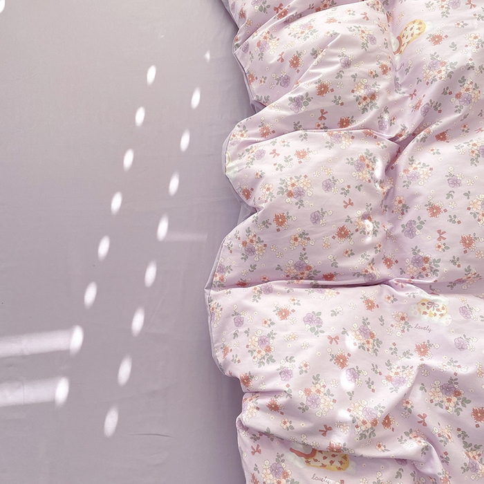 91家纺网 家纺一手货源 找家纺 宜家坊 2025新款全棉13070单床单床笠纯棉单品枕套床笠床单（有预缩尺寸 售后无忧 免费提供买家秀） 紫荆花猫