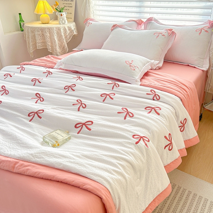 91家纺网 家纺一手货源 找家纺 （总）芙绣家纺 2025新款蝴蝶结绣花香云纱夏被夏凉被空调被