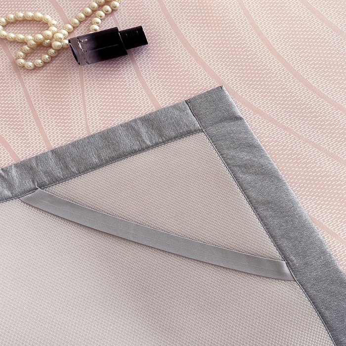 91家纺网 家纺一手货源 找家纺 网客家纺 2025新款高分子PE（聚乙烯）提花凉感软席 曲谧时光-粉