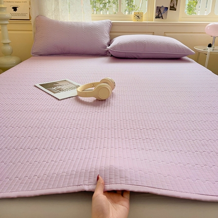 91家纺网 家纺一手货源 找家纺 漫时光 2025新款亲肤舒适纯色素色垫子空调软席 露草