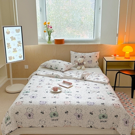 91家纺网 家纺一手货源 找家纺 暖生活 2025新款冰激淋凉感丝夏被系列