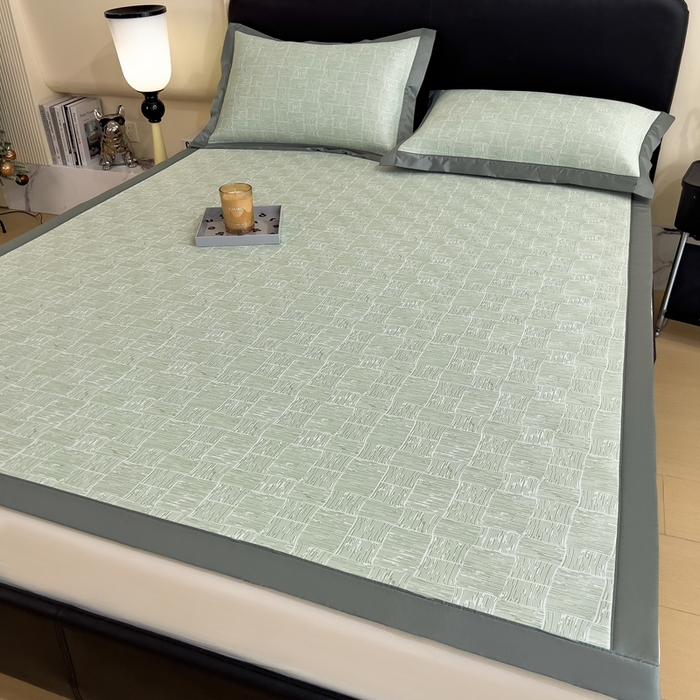 91家纺网 家纺一手货源 找家纺 卡初家居（原微来）2025新款超柔凉感冰丝凉席 清新绿-床席