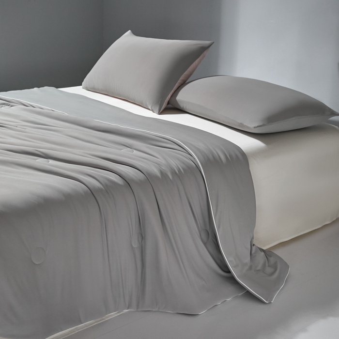 91家纺网 家纺一手货源 找家纺 梦恬佳 2025新款高克重140g凉感丝冰丝仿锦氨夏凉被被子被芯 旷野-星空灰