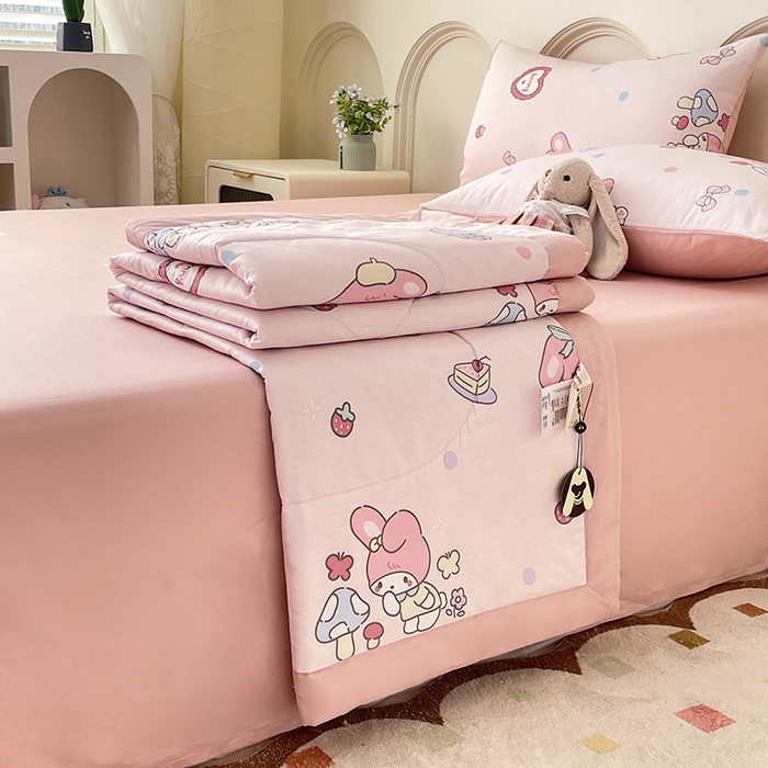 91家纺网 家纺一手货源 找家纺 丫丫2025全棉夏被碎花卡通小清新简约纯棉夏凉被夏被四件套三件套风格三 美乐乐蒂