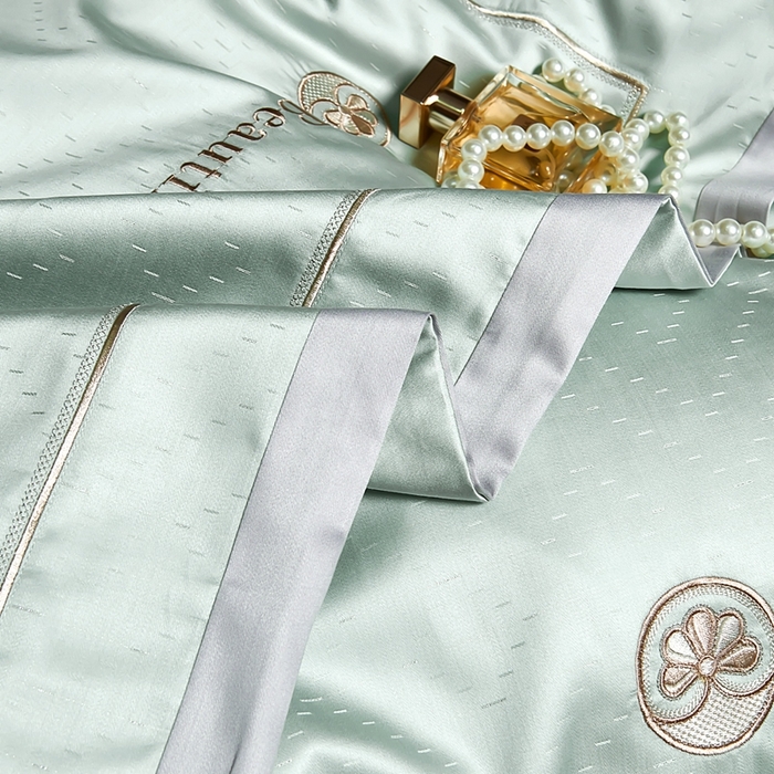 91家纺网 家纺一手货源 找家纺 U品汇 2025新款60支双股120s天丝棉提花莱赛尔纤维刺绣花四件套纯棉全棉凉感丝滑（罗宾） 罗宾-霜叶绿