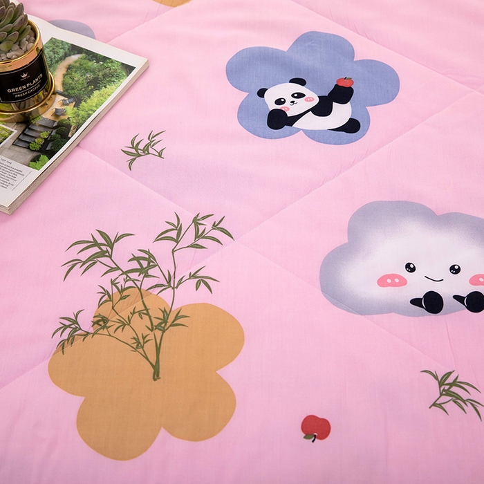 91家纺网 家纺一手货源 找家纺 天瑜 2024新款棉绸苏香绸舒香绸夏被人造棉夏凉被 熊猫粉