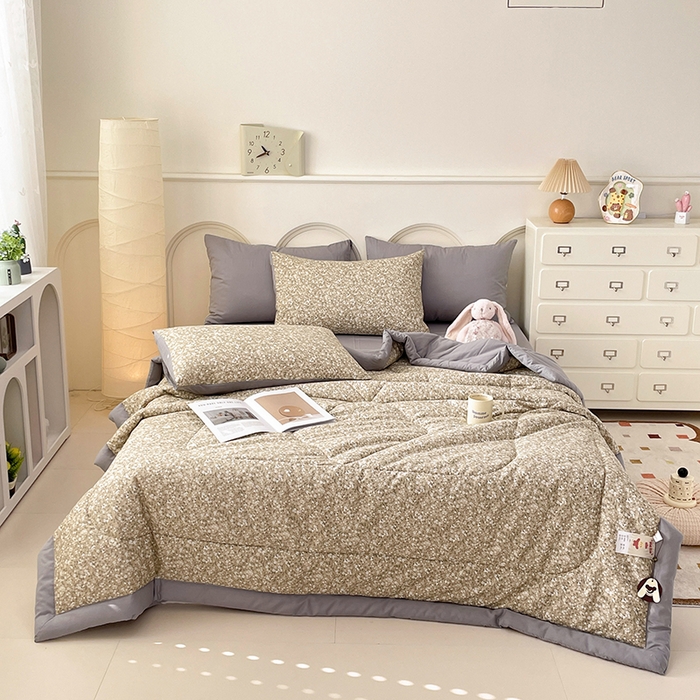 91家纺网 家纺一手货源 找家纺 丫丫家纺2025全棉夏被碎花卡通小清新简约纯棉夏凉被夏被四件套三件套风格三 柳兰霞草