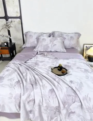 91家纺网 家纺一手货源 找家纺 鸣升家纺 2025新款兰精天丝棉大提花100%蚕丝被 夏被 空调被（包检测） 暮云-紫
