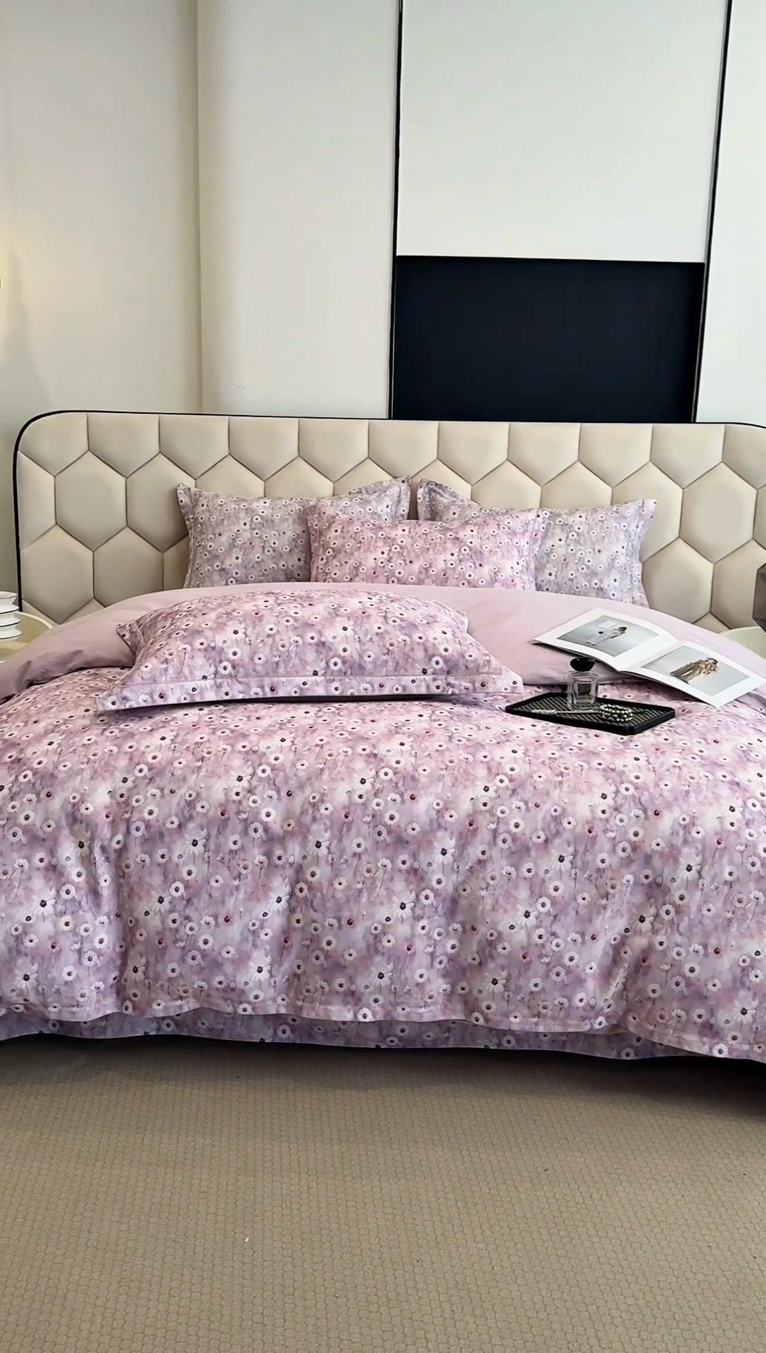 91家纺网 家纺一手货源 找家纺 2025年新款全棉长绒棉数码印花四件套思妍-紫