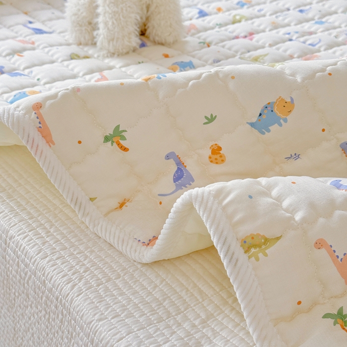 91家纺网 家纺一手货源 找家纺 澳萝拉 2025新款纯棉双层纱印花软床垫床褥 恐龙奇趣