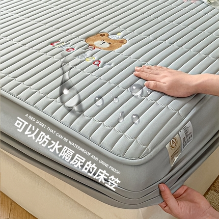 摩妮卡 2025新款夹棉防水刺绣床笠-贝拉熊 贝拉熊-星辰灰