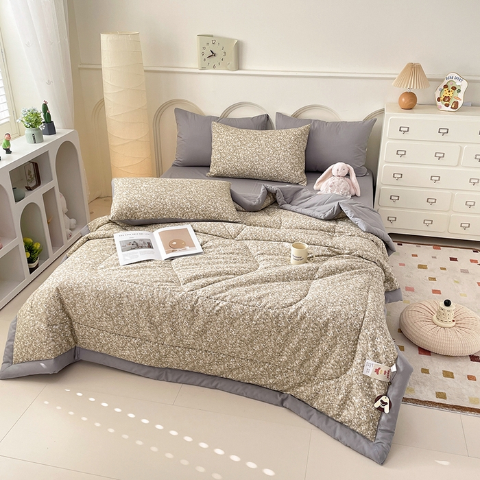 91家纺网 家纺一手货源 找家纺 丫丫家纺2025全棉夏被碎花卡通小清新简约纯棉夏凉被夏被四件套三件套风格三 柳兰霞草