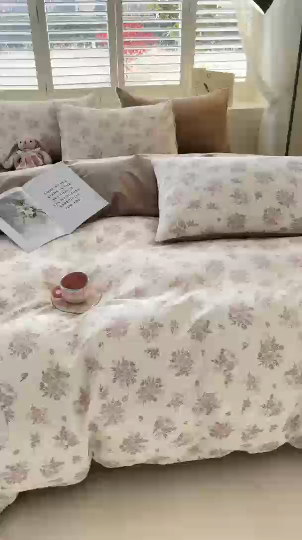 91家纺网 家纺一手货源 找家纺 宜家坊 2025热款全棉四件套学生床三件套单品床单床笠单被套印花小清新卡通碎花纯棉三四件套 合金欢
