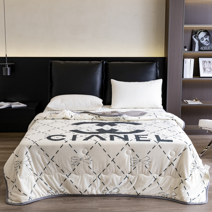 91家纺网 家纺一手货源 找家纺 摩卡（乐趣） 2025新款春夏新款夏凉被 冰激凌大豆夏被 可可小姐