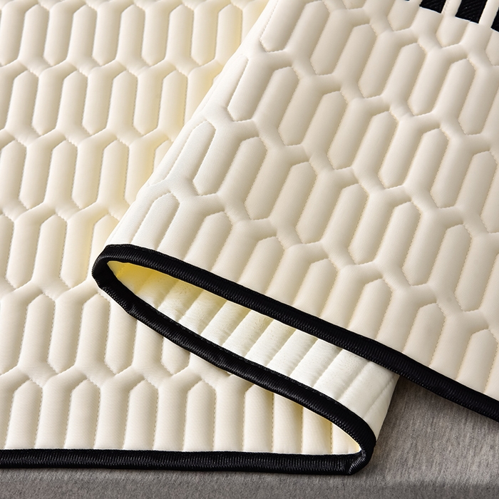 91家纺网 家纺一手货源 找家纺 炫拼家纺 2025新款平铺款乳胶凉席-minmin minmin玉石白