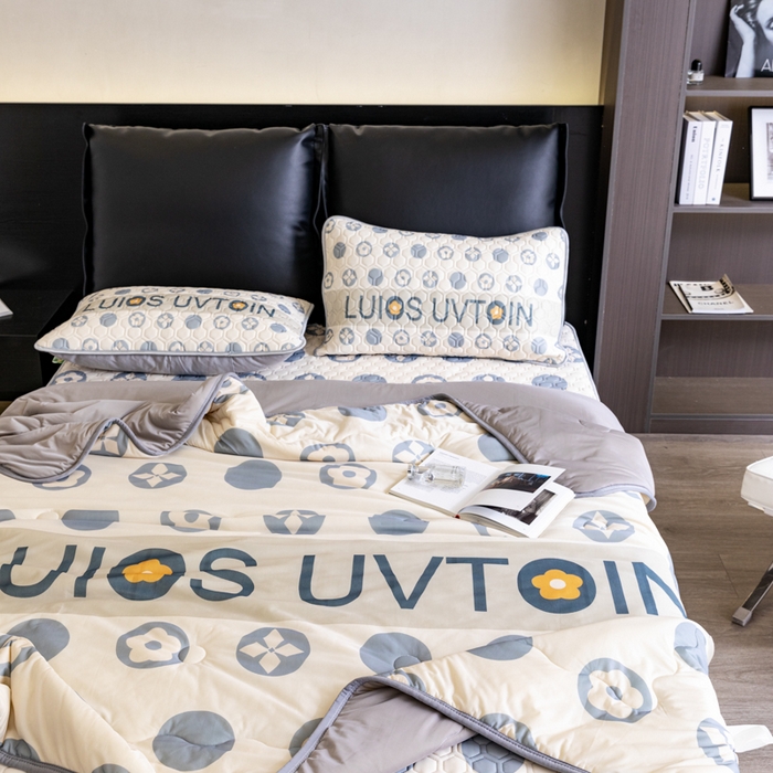 91家纺网 家纺一手货源 找家纺 摩卡（乐趣） 2025新款春夏新款夏凉被 冰激凌大豆夏被 摩登