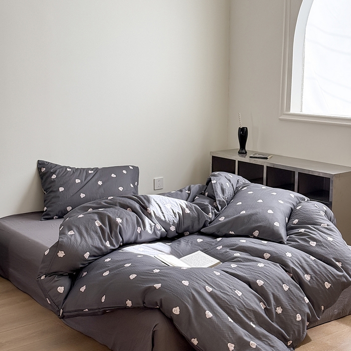 91家纺网 家纺一手货源 找家纺 窝米 2025新品简约时尚双层纱系列四件套 小幽灵灰